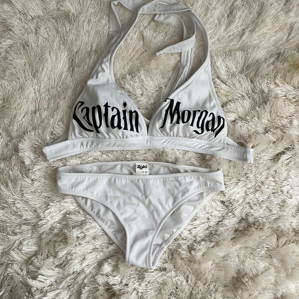 Captain Morgan White Swimsuit Size Small